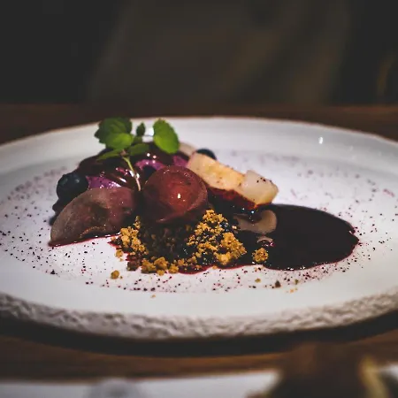 Domaine Riberach - Restaurant Etoile - - Piscine Naturelle - Vignoble Bio 4* Belesta (Pyrenees-Orientales)