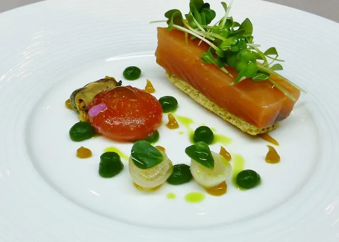 Domaine Riberach - Restaurant Etoile - - Piscine Naturelle - Vignoble Bio Hotel