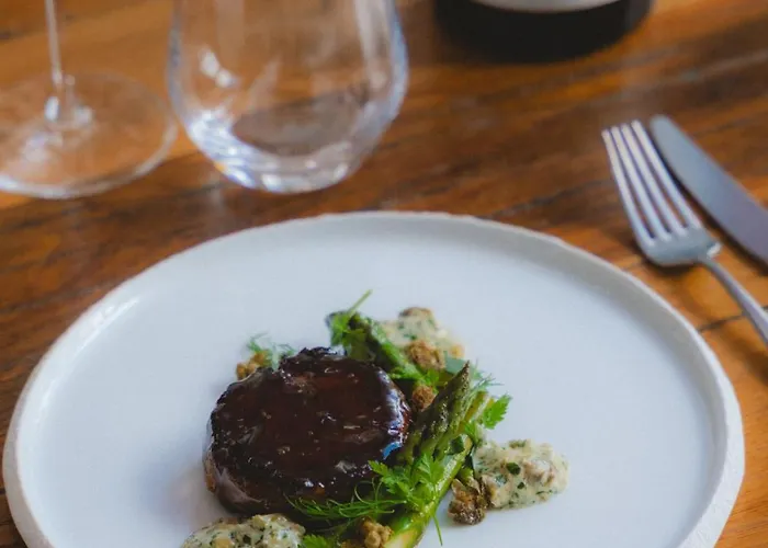 Domaine Riberach - Restaurant Gastronomique - Spa - Piscine Naturelle - Vignoble Bio מלון