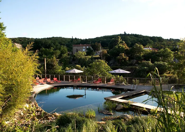 מלון Domaine Riberach - Restaurant Gastronomique - Spa - Piscine Naturelle - Vignoble Bio Bélesta