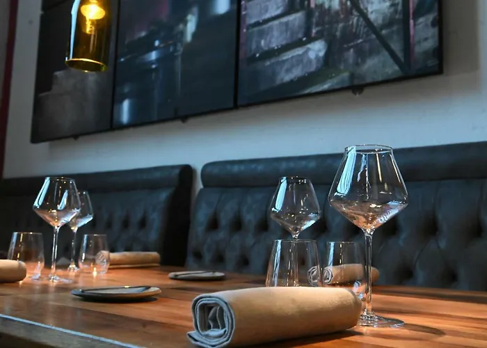 Domaine Riberach - Restaurant Etoile - - Piscine Naturelle - Vignoble Bio